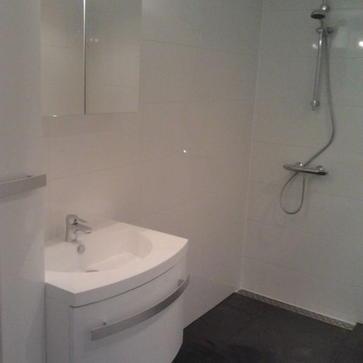 Witte badkamer